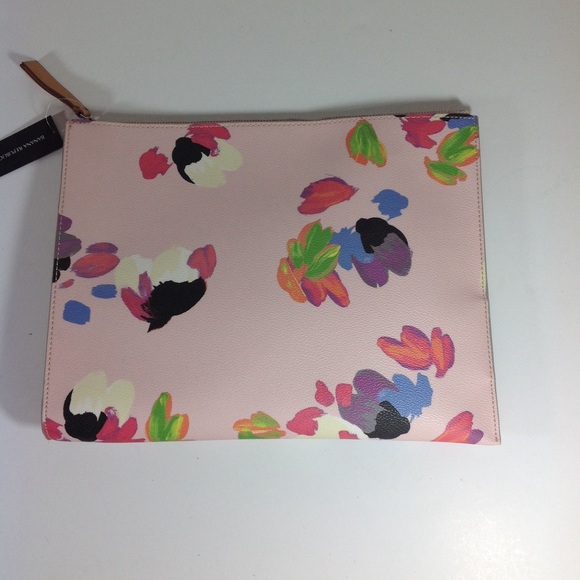 Banana Republic Handbags - Banana Republic Floral Clutch